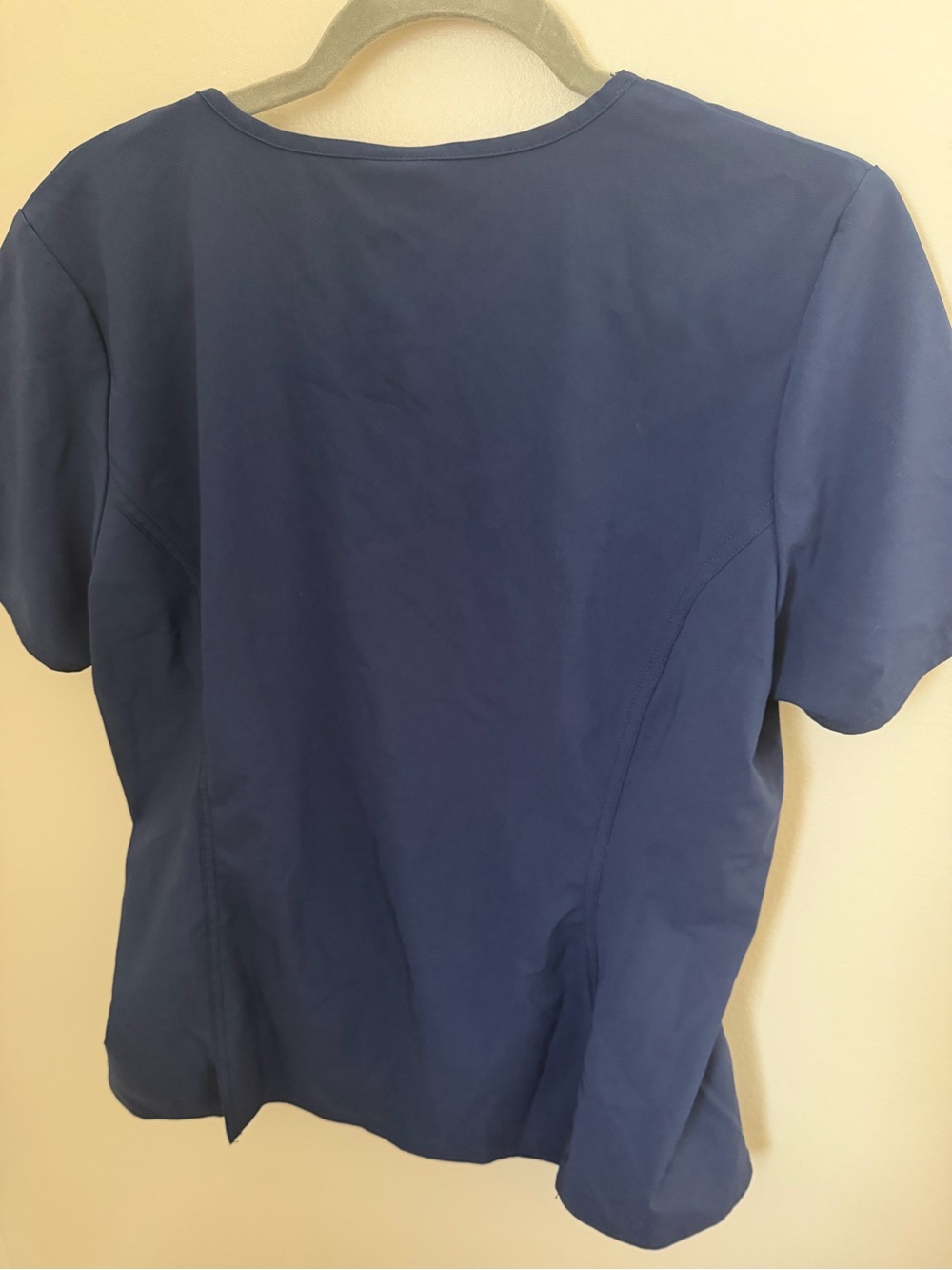 Universal Despicable Me Navy V-Neck Scrub Top with Tropical Minion Print - Picture 3 of 3